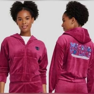 NWT Black Panther Wakanda Forever Velour  Hoodie XL